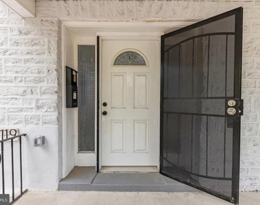 2719 N 47th Street - Photo Thumbnail 6