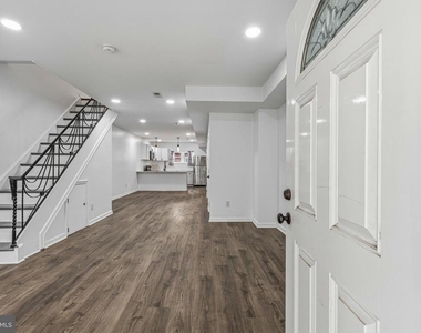 2719 N 47th Street - Photo Thumbnail 7