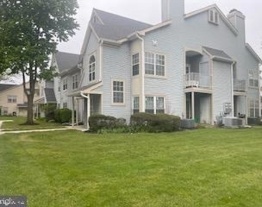 161 Andover Place - Photo Thumbnail 11