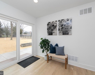 371 Kresson Road - Photo Thumbnail 12