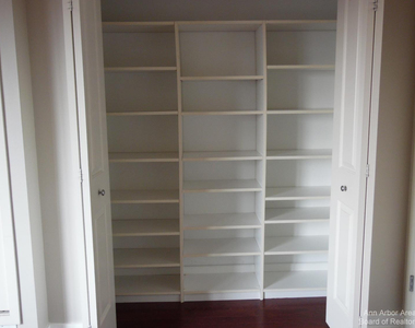 111 N Ashley Street - Photo Thumbnail 10