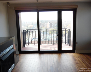 111 N Ashley Street - Photo Thumbnail 20