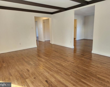 4 Oriole Drive - Photo Thumbnail 9