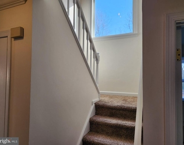 4 Oriole Drive - Photo Thumbnail 13