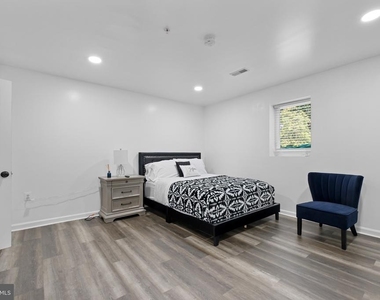 11810 Tregiovo Place - Photo Thumbnail 33