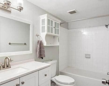 4108 Kenny Street - Photo Thumbnail 10