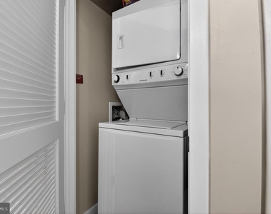 145 Riverhaven Drive - Photo Thumbnail 18
