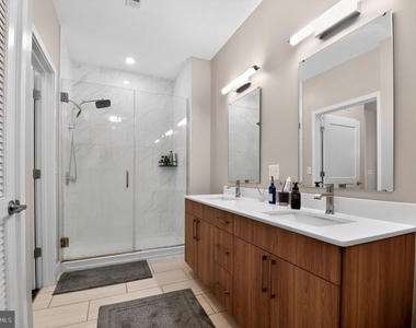 145 Riverhaven Drive - Photo Thumbnail 11