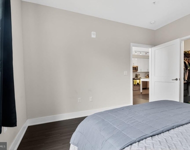 145 Riverhaven Drive - Photo Thumbnail 13