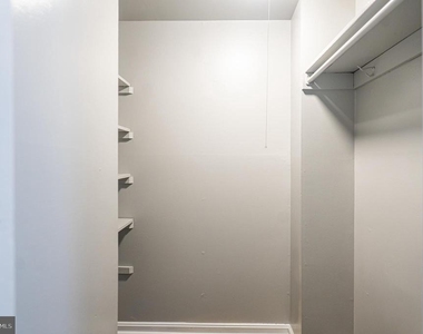 12211 Braxfield Court - Photo Thumbnail 10