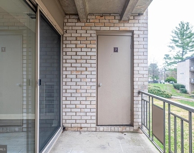 12211 Braxfield Court - Photo Thumbnail 16