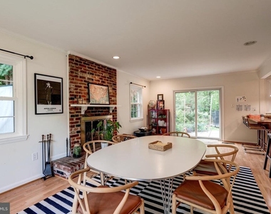 7525 Cayuga Avenue - Photo Thumbnail 14