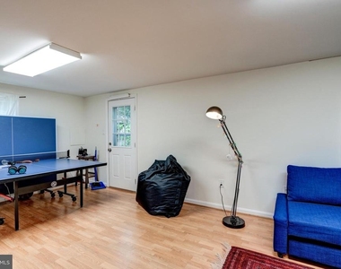 7525 Cayuga Avenue - Photo Thumbnail 35