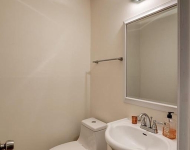 7525 Cayuga Avenue - Photo Thumbnail 20