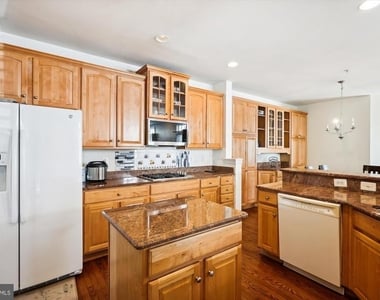 23104 Cypress Circle - Photo Thumbnail 22