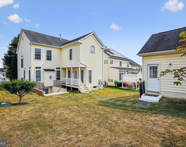 23104 Cypress Circle - Photo Thumbnail 2