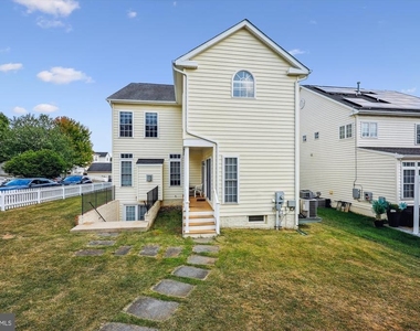 23104 Cypress Circle - Photo Thumbnail 3
