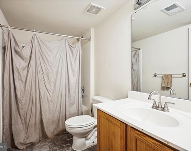 23104 Cypress Circle - Photo Thumbnail 6