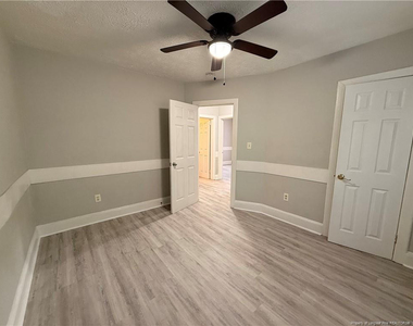 1106 Clark Street - Photo Thumbnail 4