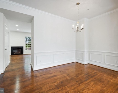 8342 Broderick Circle - Photo Thumbnail 9