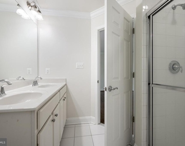 8342 Broderick Circle - Photo Thumbnail 28