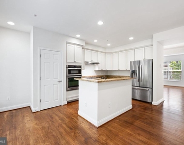 8342 Broderick Circle - Photo Thumbnail 14