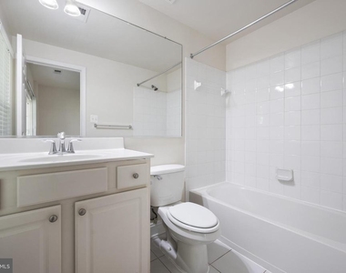 8342 Broderick Circle - Photo Thumbnail 24