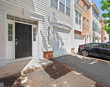 8342 Broderick Circle - Photo Thumbnail 2
