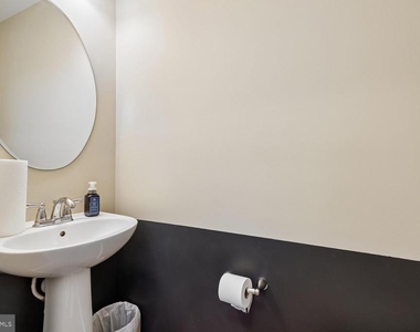 11672 Emerald Drive - Photo Thumbnail 6