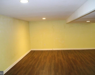 12010 Ashley Drive Se - Photo Thumbnail 11