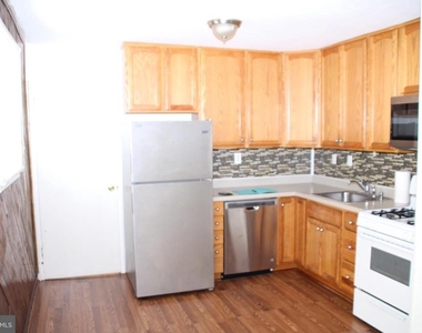 12010 Ashley Drive Se - Photo Thumbnail 2