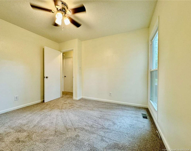 1009 Louisburg Place - Photo Thumbnail 24