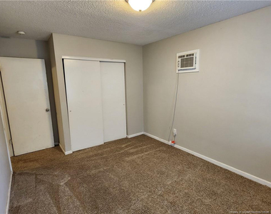 408 Sheila Street - Photo Thumbnail 11