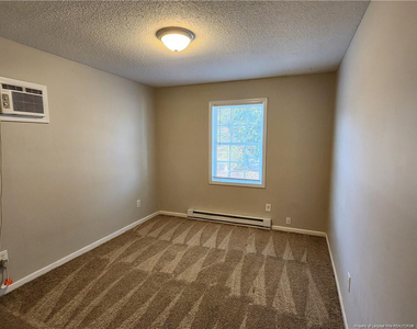 408 Sheila Street - Photo Thumbnail 10