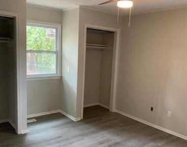 1615 Morehead Avenue - Photo Thumbnail 6