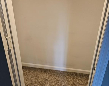 5804 Aftonshire Drive - Photo Thumbnail 7