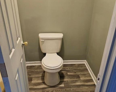 5804 Aftonshire Drive - Photo Thumbnail 5