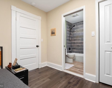 104 Maple Avenue - Photo Thumbnail 9