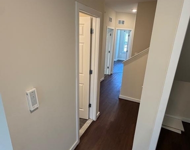 3301 Demirel Way - Photo Thumbnail 7