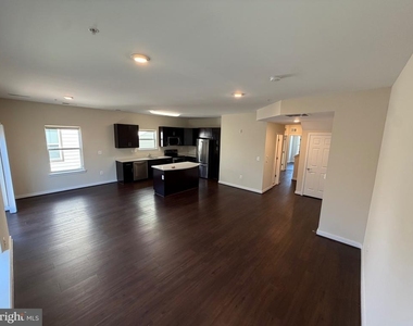 3301 Demirel Way - Photo Thumbnail 4