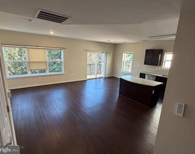 3301 Demirel Way - Photo Thumbnail 3