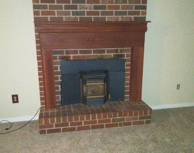 405 Trimble Road - Photo Thumbnail 4