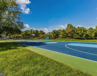 5621 Queen Anne Court - Photo Thumbnail 60