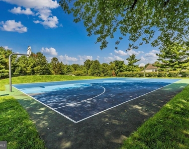 5621 Queen Anne Court - Photo Thumbnail 52