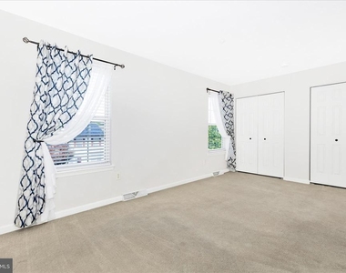 5621 Queen Anne Court - Photo Thumbnail 19