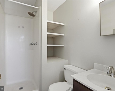 663 Johahn Drive - Photo Thumbnail 10