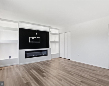 663 Johahn Drive - Photo Thumbnail 2