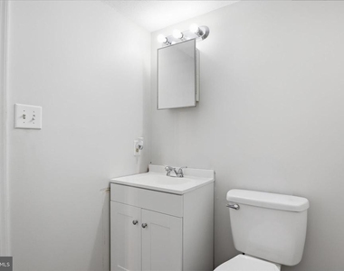663 Johahn Drive - Photo Thumbnail 6