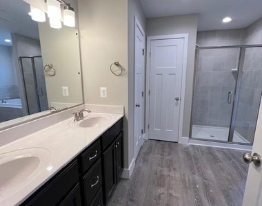 8931 Frederick Avenue - Photo Thumbnail 15