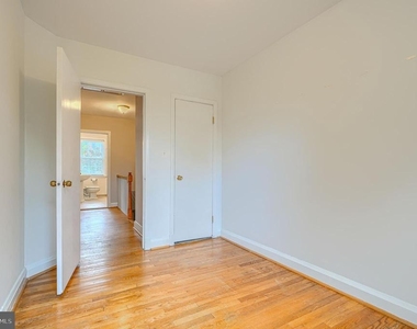 372 Old Trail Road - Photo Thumbnail 15
